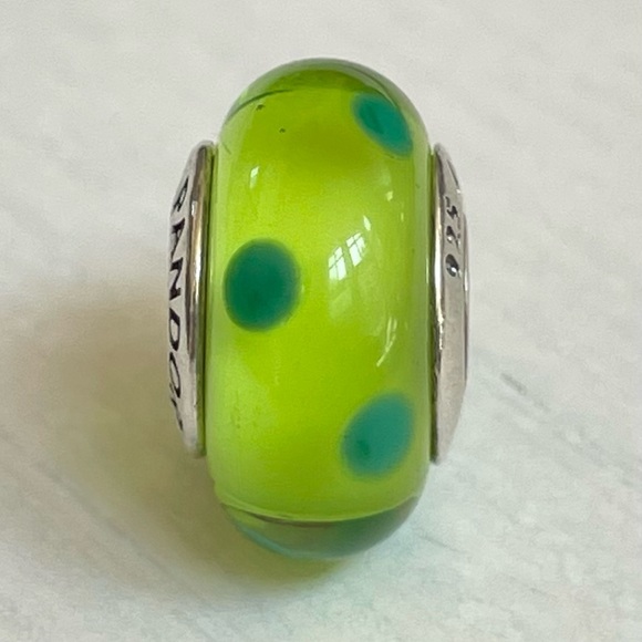 Pandora Retired Pandora Green Polka Dot Murano Charm - Picture 5 of 6
